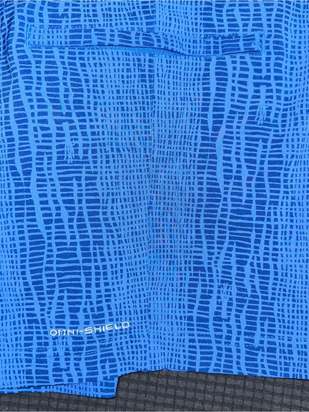 Columbia PFG Blue Pattern Fishing Shorts Omni Shield Mens 40x10 - Picture 4 of 7